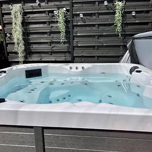 Les Mimosas Spa-jacuzzi Villa